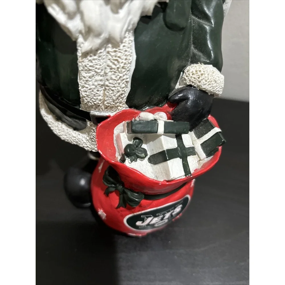 FOREVER COLLECTIBLES NFL TEAM GNOME NEW YORK NY JETS SANTA